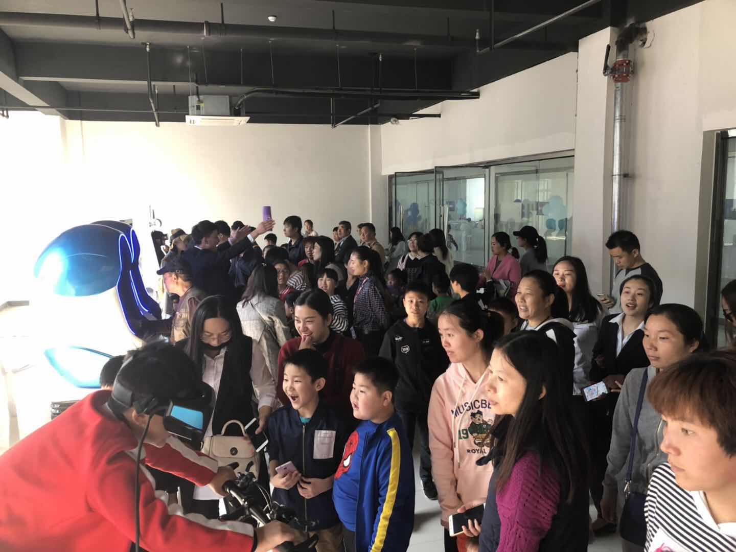 vr設備|vr加盟|vr體驗館|VR體驗館加盟